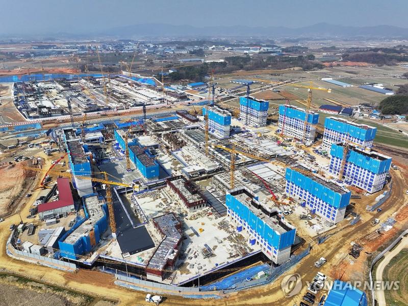공사가 멈춘 현장